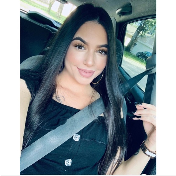 Meet your Posher, Gina - Picture 1 of 1